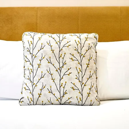 Woodpecker With Hot Tub Lodge *