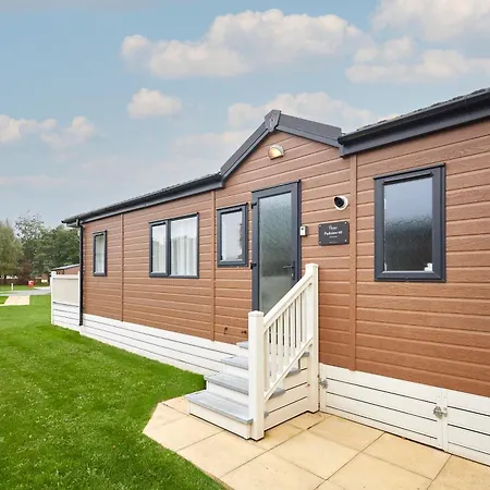 山林小屋 Woodpecker With Hot Tub 约克