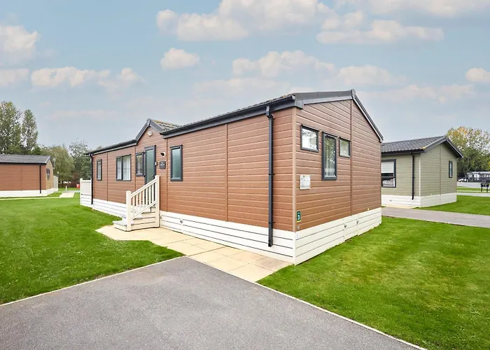 Woodpecker With Hot Tub 山林小屋