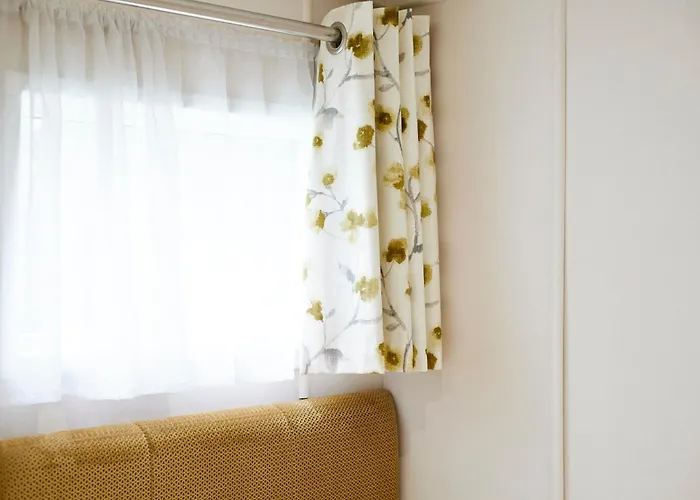 Woodpecker With Hot Tub Jaktstuga